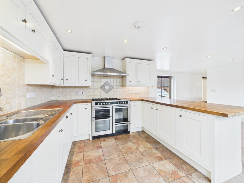 Images for The Wagon Barn, Manor Lane, Bredons Norton, GL20