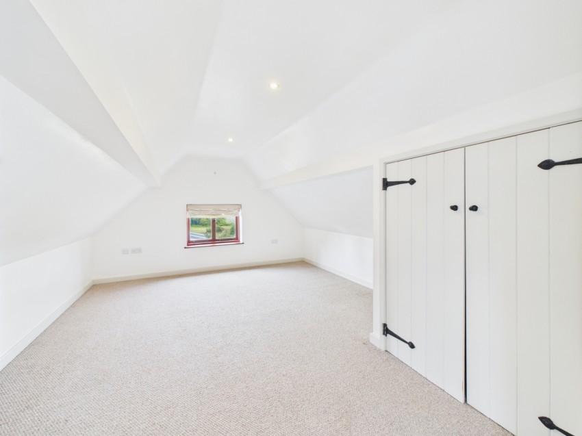 Images for The Wagon Barn, Manor Lane, Bredons Norton, GL20