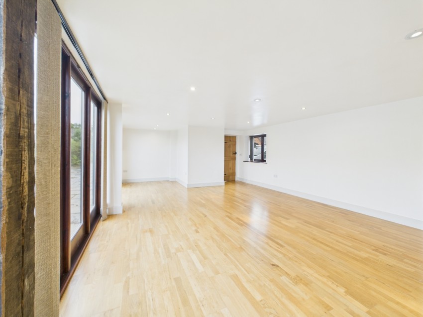 Images for The Wagon Barn, Manor Lane, Bredons Norton, GL20