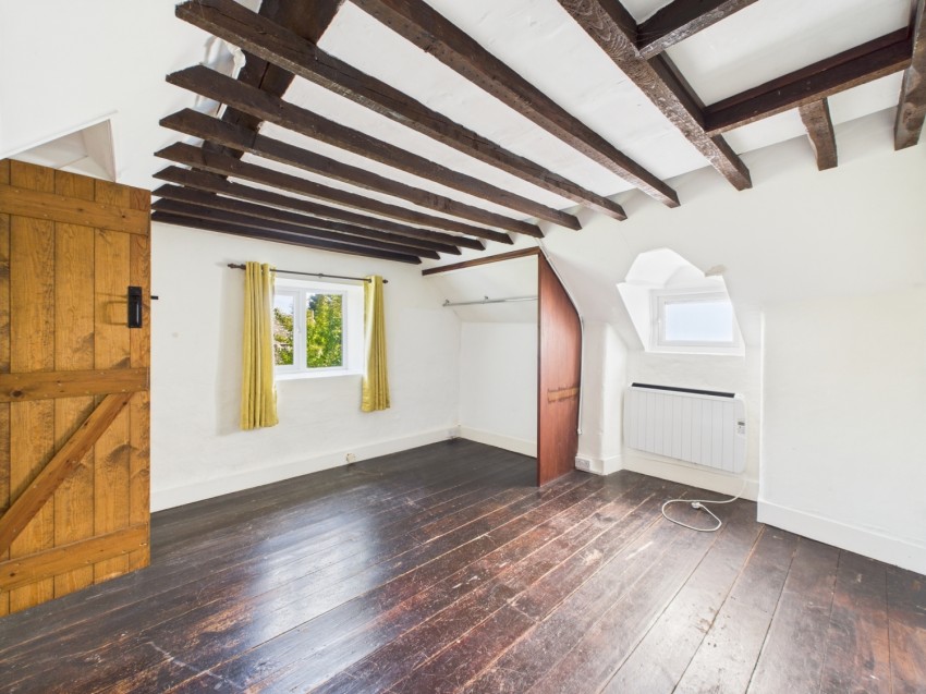 Images for Oakridge Lynch, Stroud, Gloucestershire, GL6