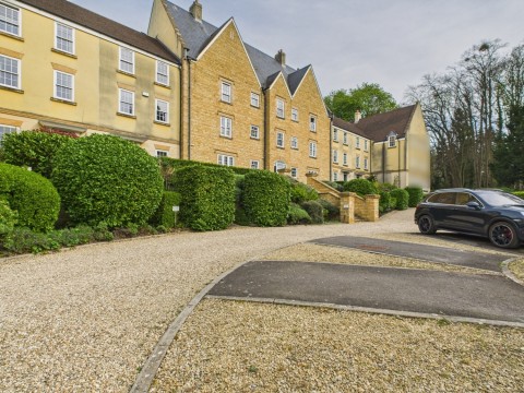 View Full Details for The Grove, Browns Lane, Stonehouse, GL10