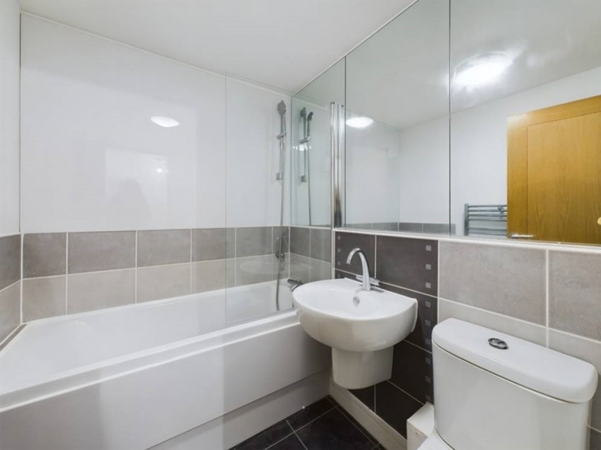 Images for Henley Court, Gloucester