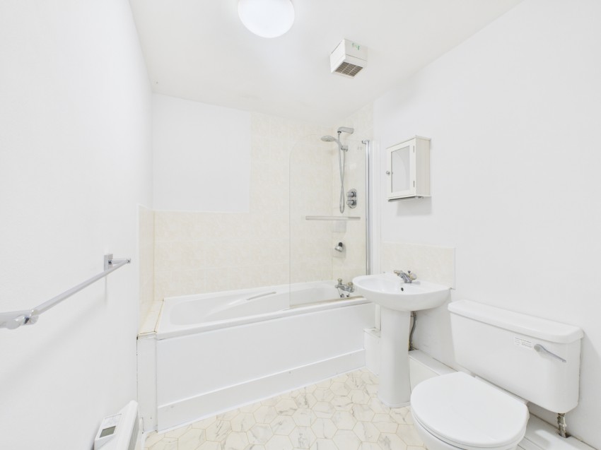 Images for Lime Court, Great Western Road, Gloucester, GL1