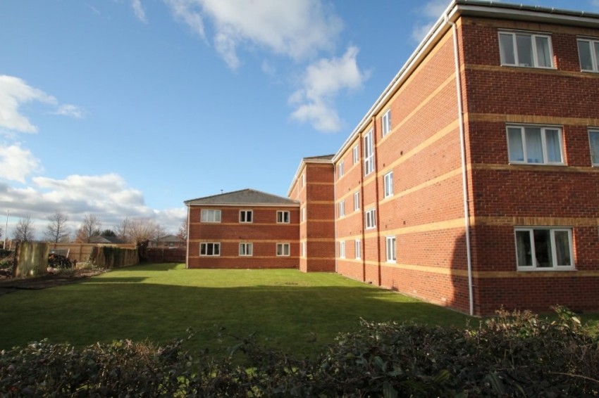 Images for 73 Bristol Road, Quedgeley, Gloucester, GL2