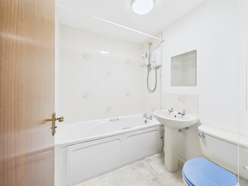 Images for Swindon Close, Off Swindon Road, Cheltenham, GL51