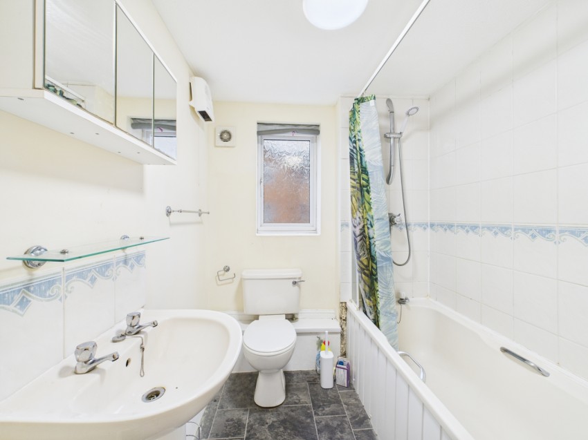 Images for Lloyd Close, Cheltenham, Glos, GL51