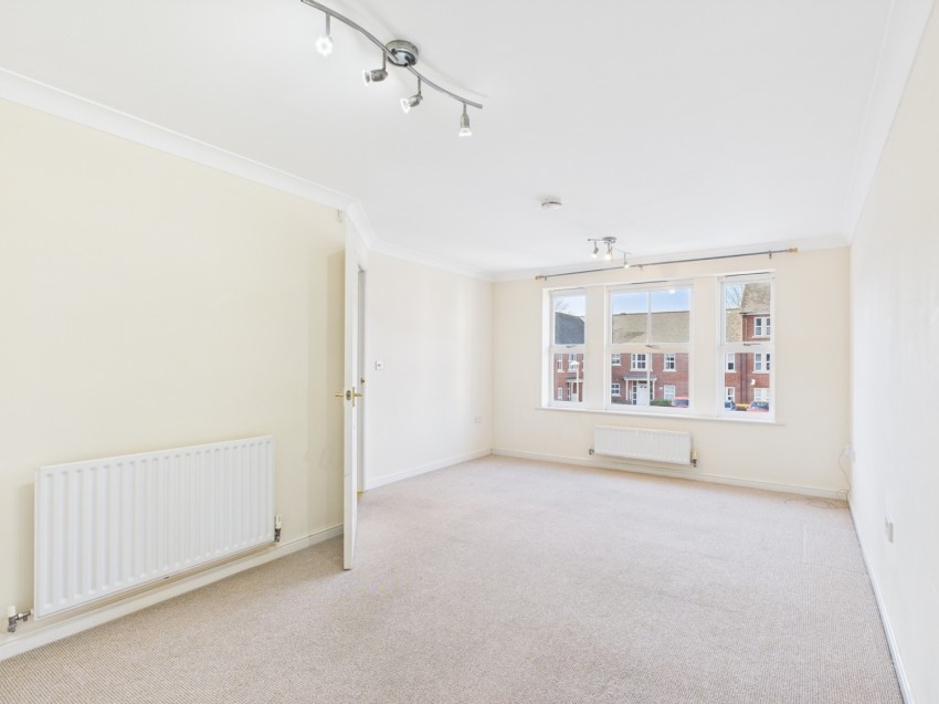 Images for The Courtyard, London Road