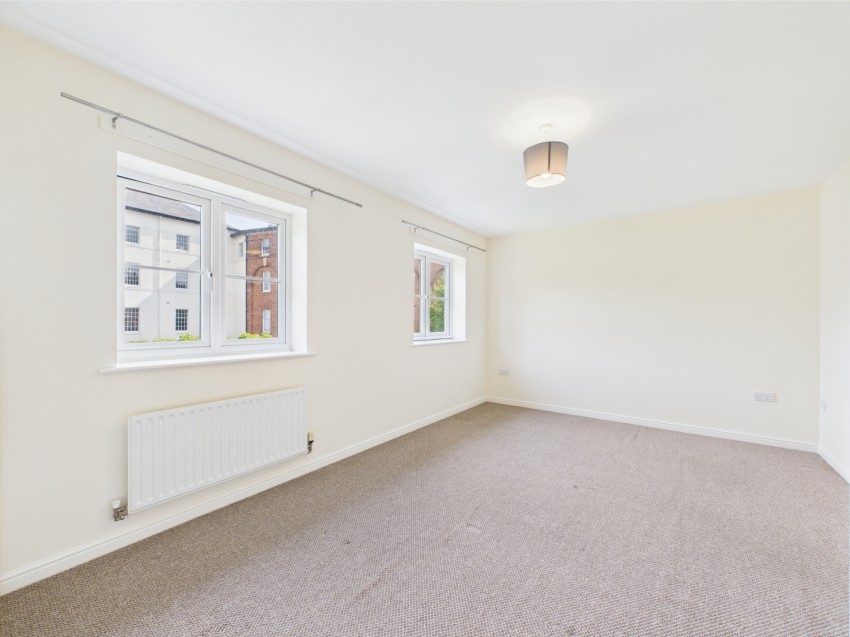 Images for Harescombe Drive, Gloucester, GL1