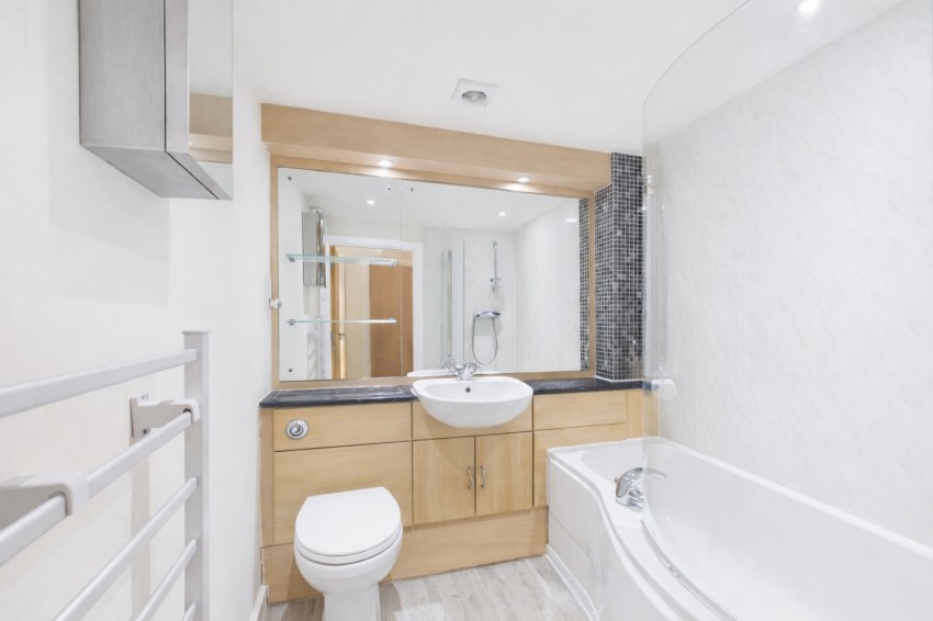Images for Vestry Gardens, GL4
