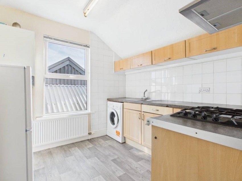 Images for Hyde Lane, London Road, Gloucester, Gloucestershire, GL1