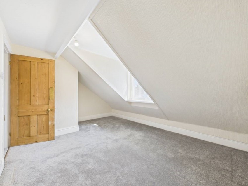Images for Hyde Lane, London Road, Gloucester, Gloucestershire, GL1