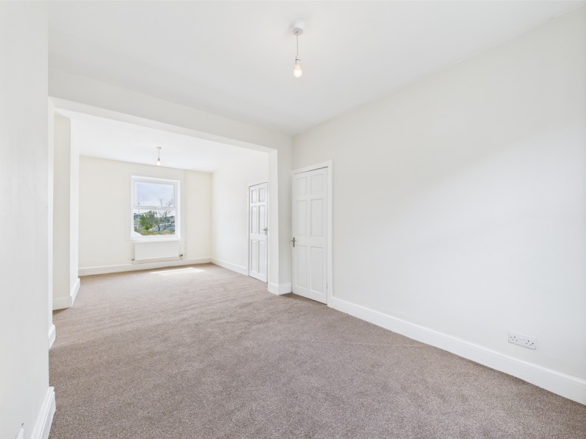 Images for 14 Dock Road, Sharpness, Berkeley