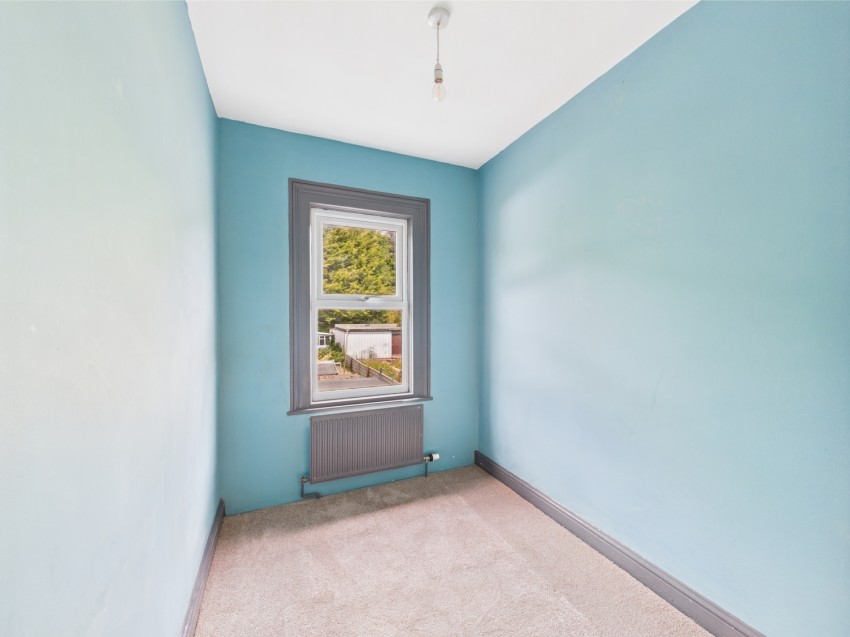Images for 14 Dock Road, Sharpness, Berkeley