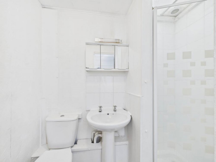 Images for Tewkesbury Road, Longford, Gloucester, Gloucestershire, GL2