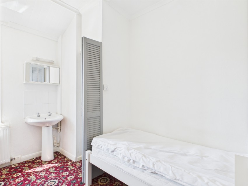 Images for Tewkesbury Road, Longford