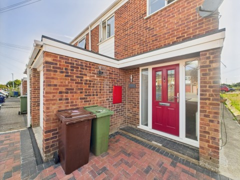 View Full Details for Long Eights, Northway, Tewkesbury, Gloucestershire, GL20