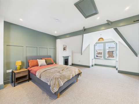 View Full Details for Worcester Street, Gloucester, Gloucestershire, GL1