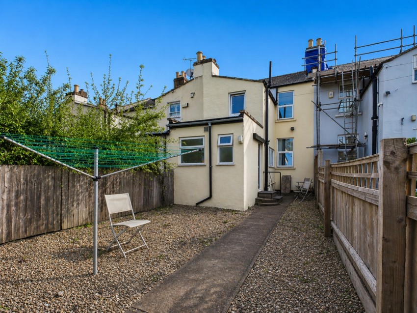 Images for Room 1, 23 Marle Hill Road, Cheltenham