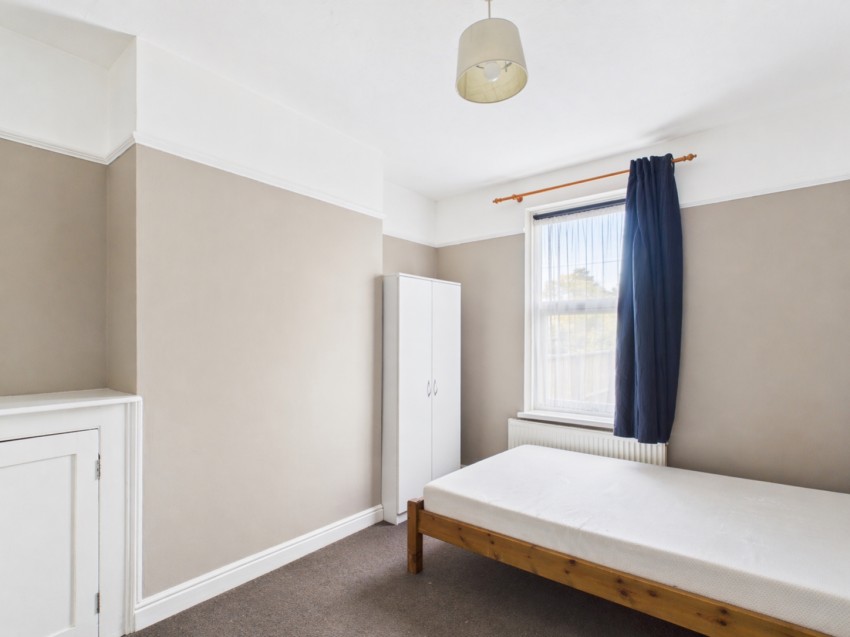 Images for Room 5, 23 Marle Hill Road, Cheltenham