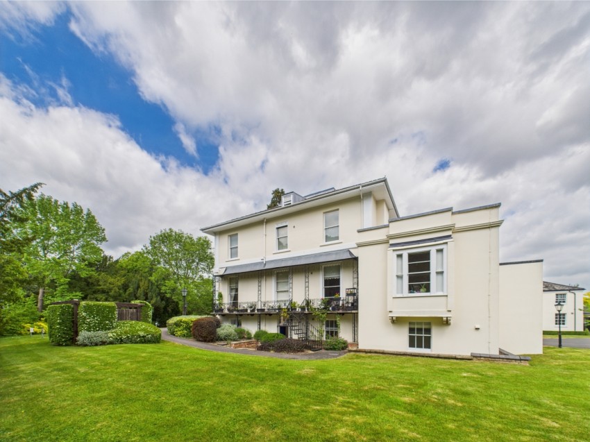 Images for Benton House, Harefield Grove, Cheltenham, GL50