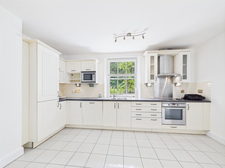 Images for Benton House, Harefield Grove, Cheltenham, GL50