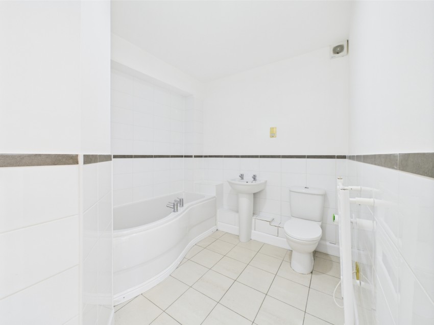 Images for Benton House, Harefield Grove, Cheltenham, GL50